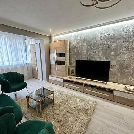 Stylish Apartment In Dambu Târgu-Mureş المظهر الخارجي الصورة